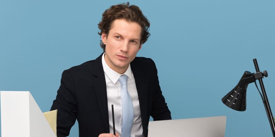 Menjadi ahli pemasaran digital yang sukses